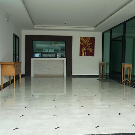 Ben Residence Bangkok Exterior photo