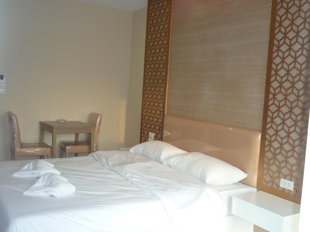 Ben Residence Bangkok Room photo